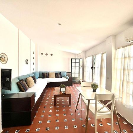 Plaza De Santa Cruz Apartment Sevilla Bagian luar foto