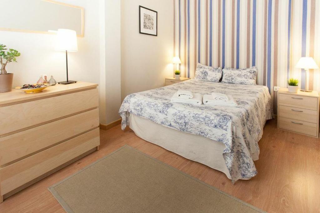 Plaza De Santa Cruz Apartment Sevilla Bagian luar foto